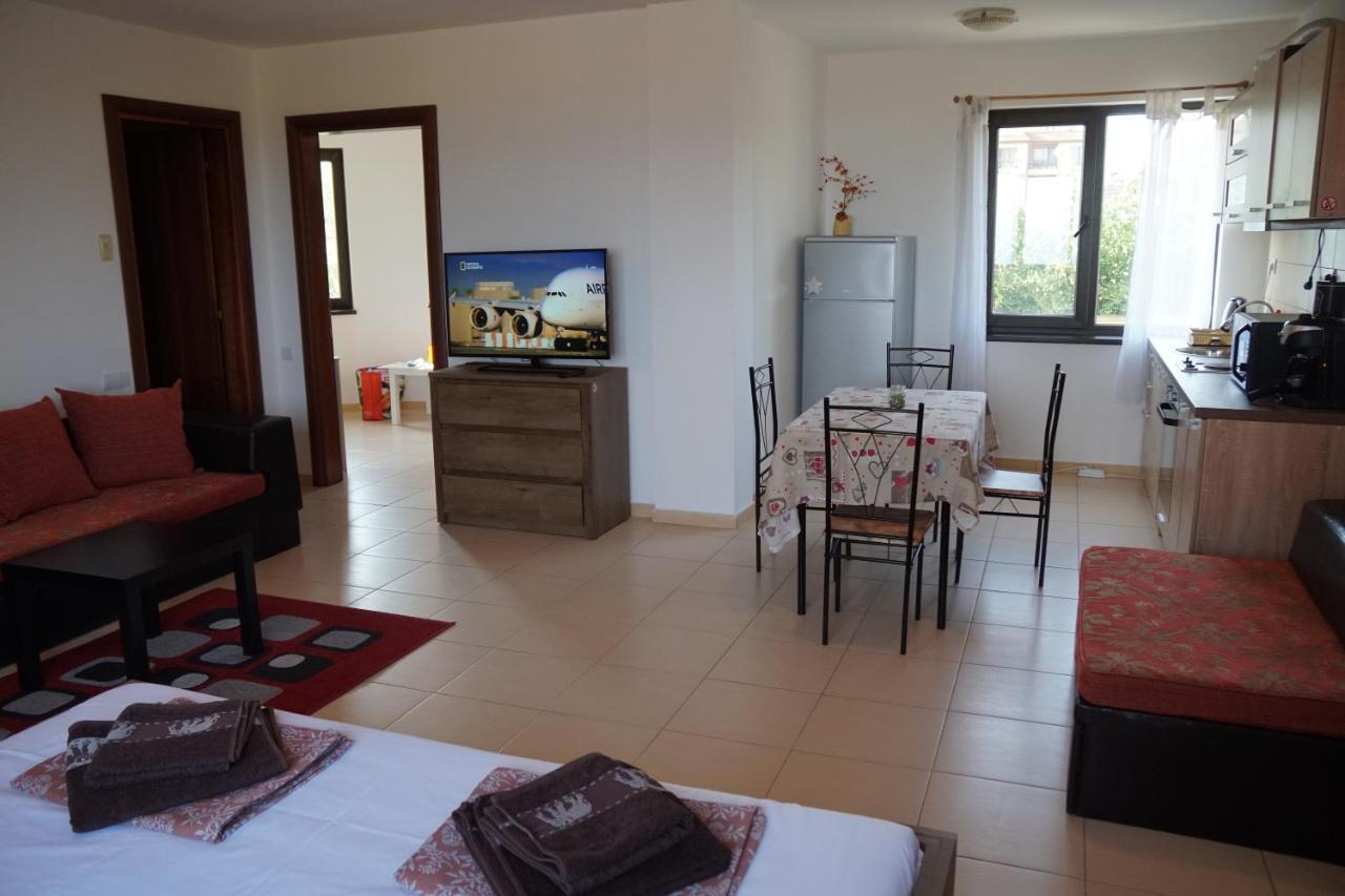 Apartments Paskalina เบียลา ภายนอก รูปภาพ